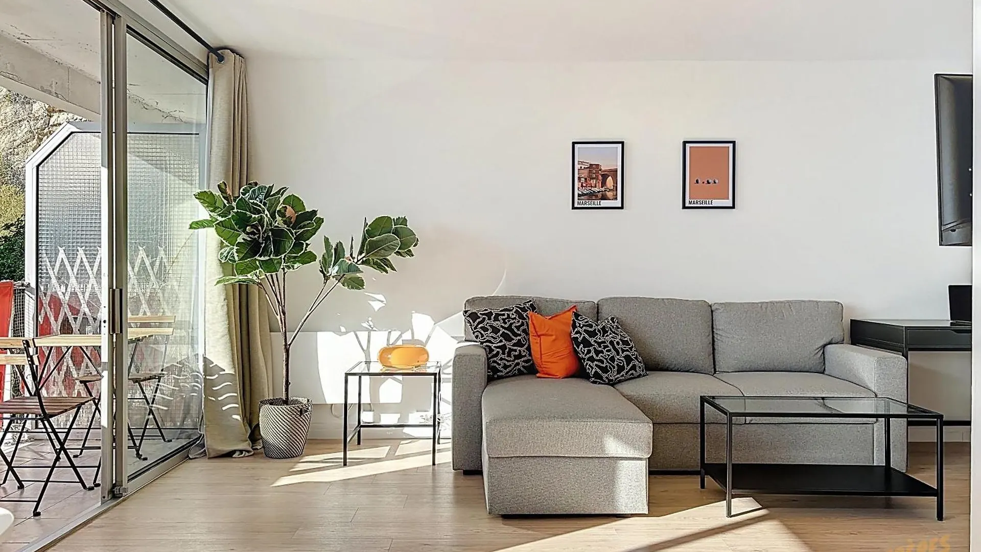 Bel Appartement Au Vallon Des Auffes - Les Freres De La Loc' 0*, Marseille France